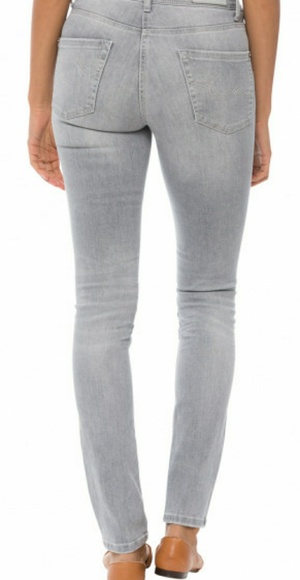 Cambio Parla bleached gray jeans in size 8. - Picture 4 of 7